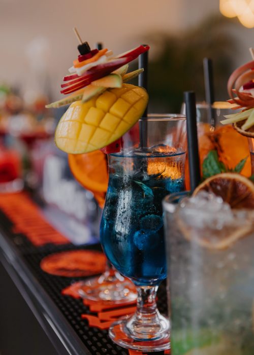 rai117-koktajl-na-barze-w-aranzacji-eventowej-rys-events-fun